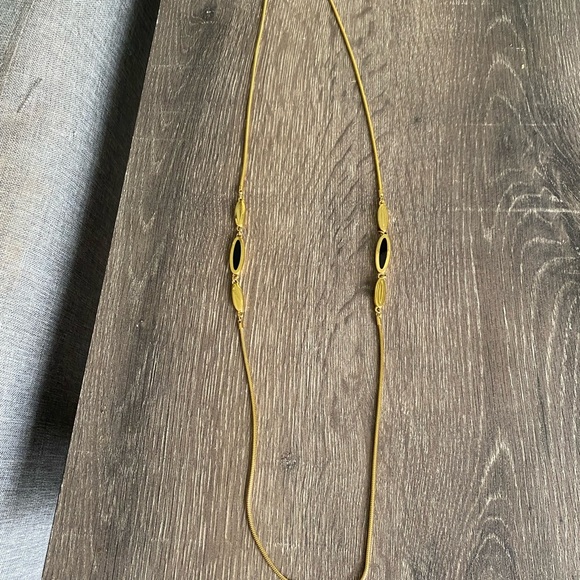 Vintage Monet Gold tone chain necklace - Picture 4 of 10